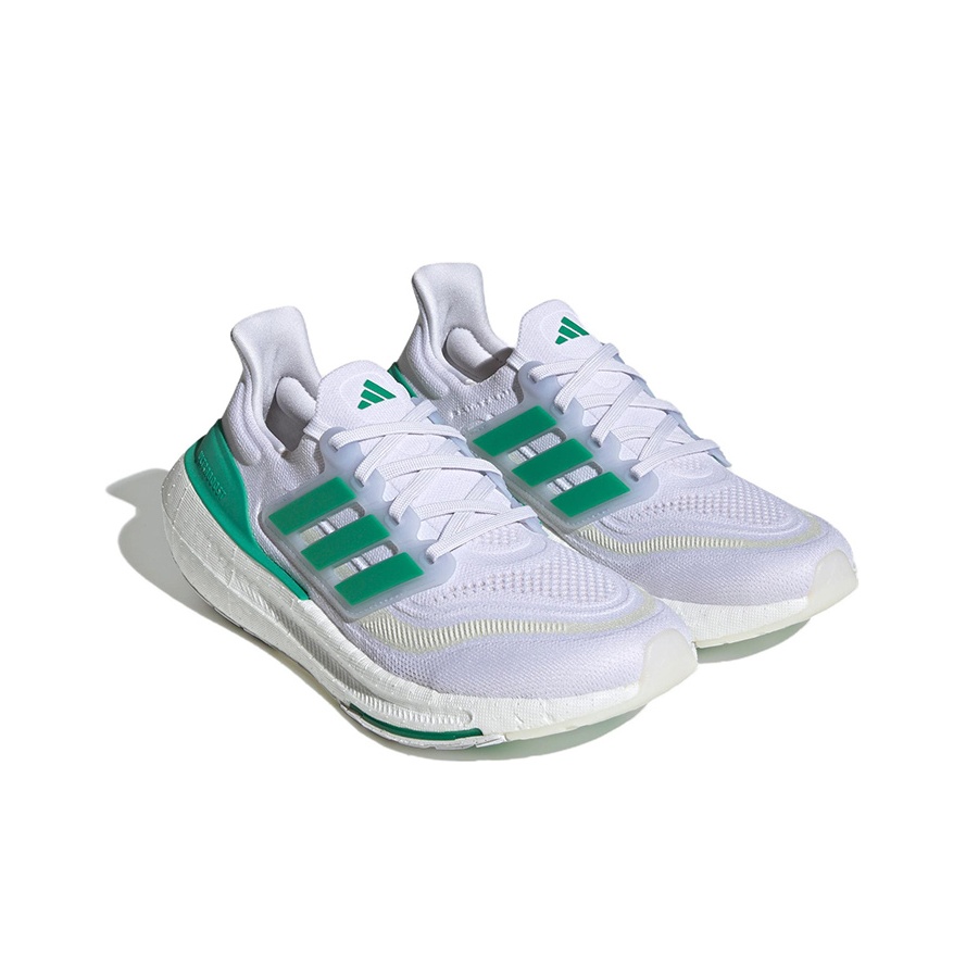 أحذية رياضية نسائية من أديداس  - مراجعة Adidas Shoes Ultraboost Light وسعره