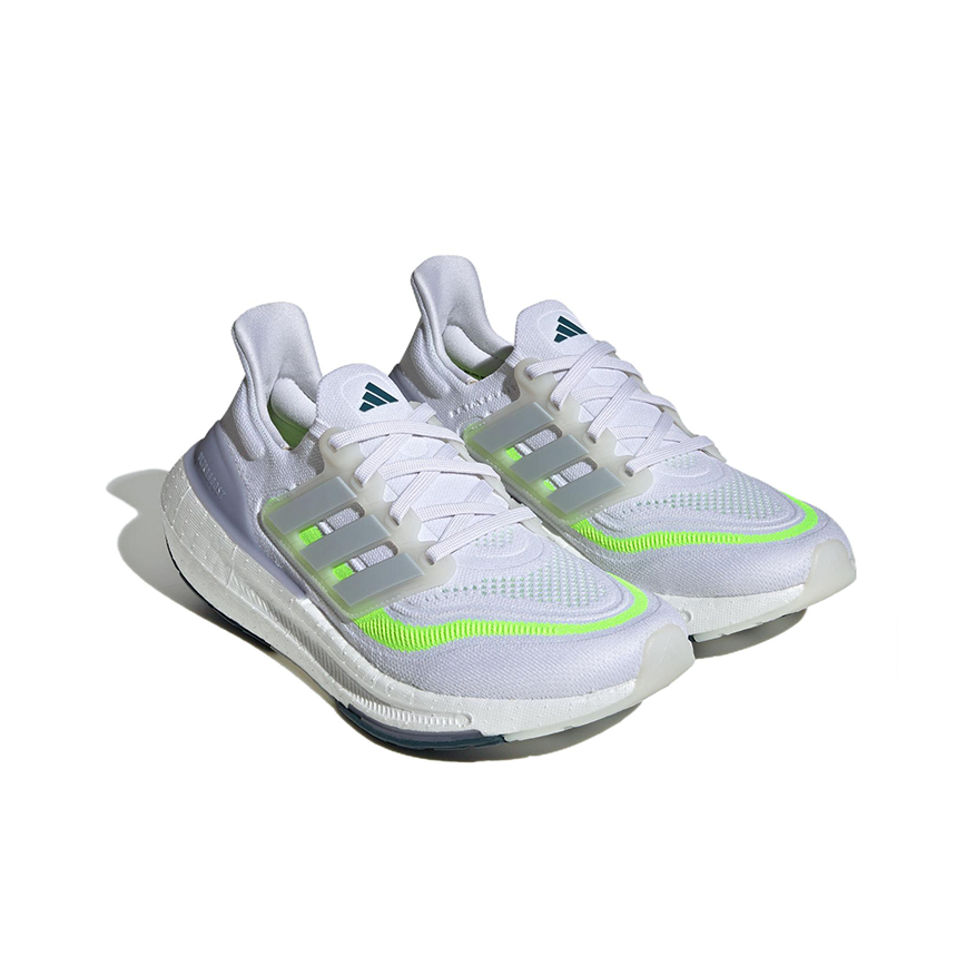 أحذية الجري خفيفة الوزن من أدي - مراجعة Adidas Shoes Ultraboost Light وسعره