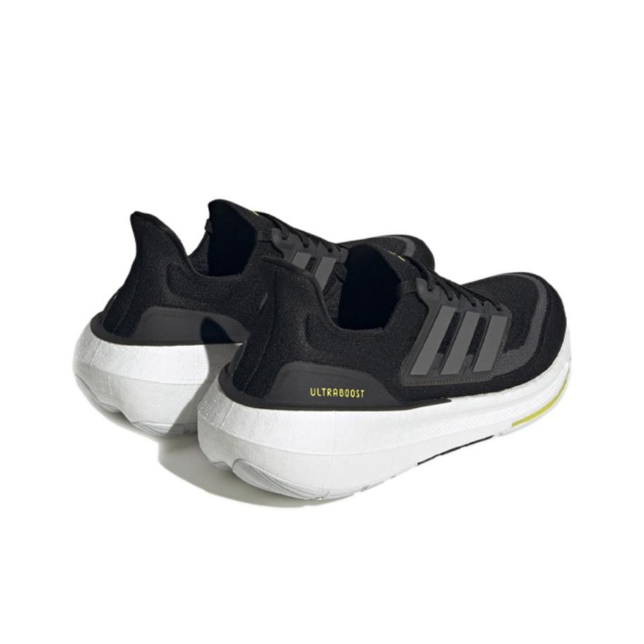 أحذية أديداس ألتربوست لايت مري - مراجعة Adidas Shoes Ultraboost Light وسعره